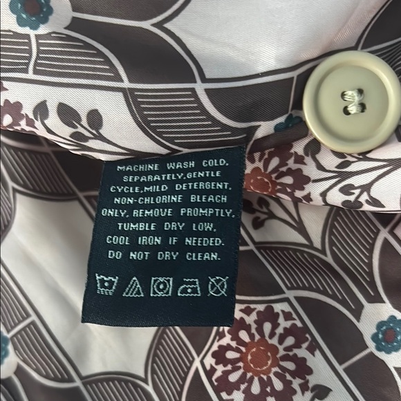 London Fog Classic Tan Trench Coat for Women - Picture 6 of 16